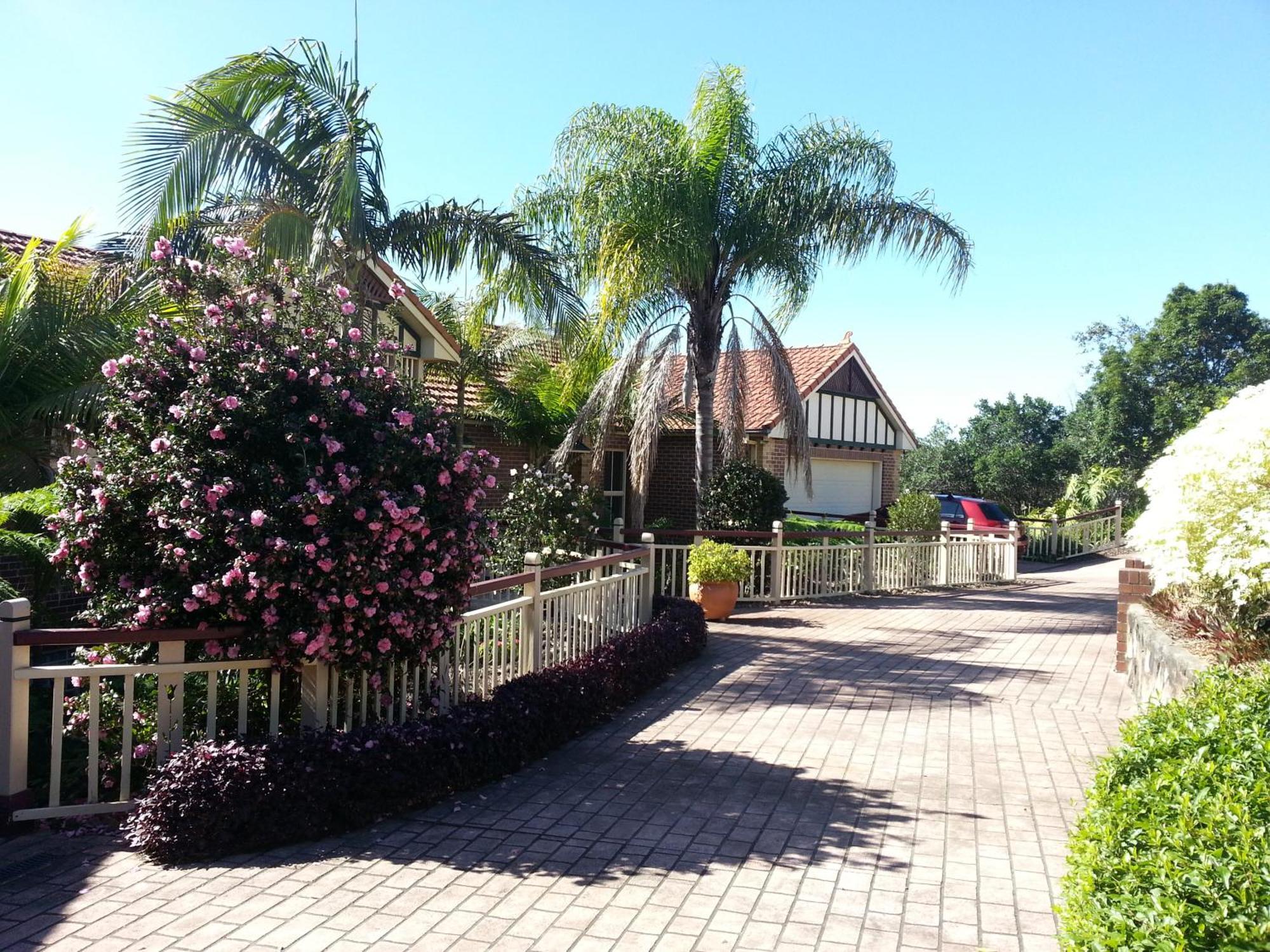 Апартаменты Tranquil Garden Hideaway Ormeau Экстерьер фото